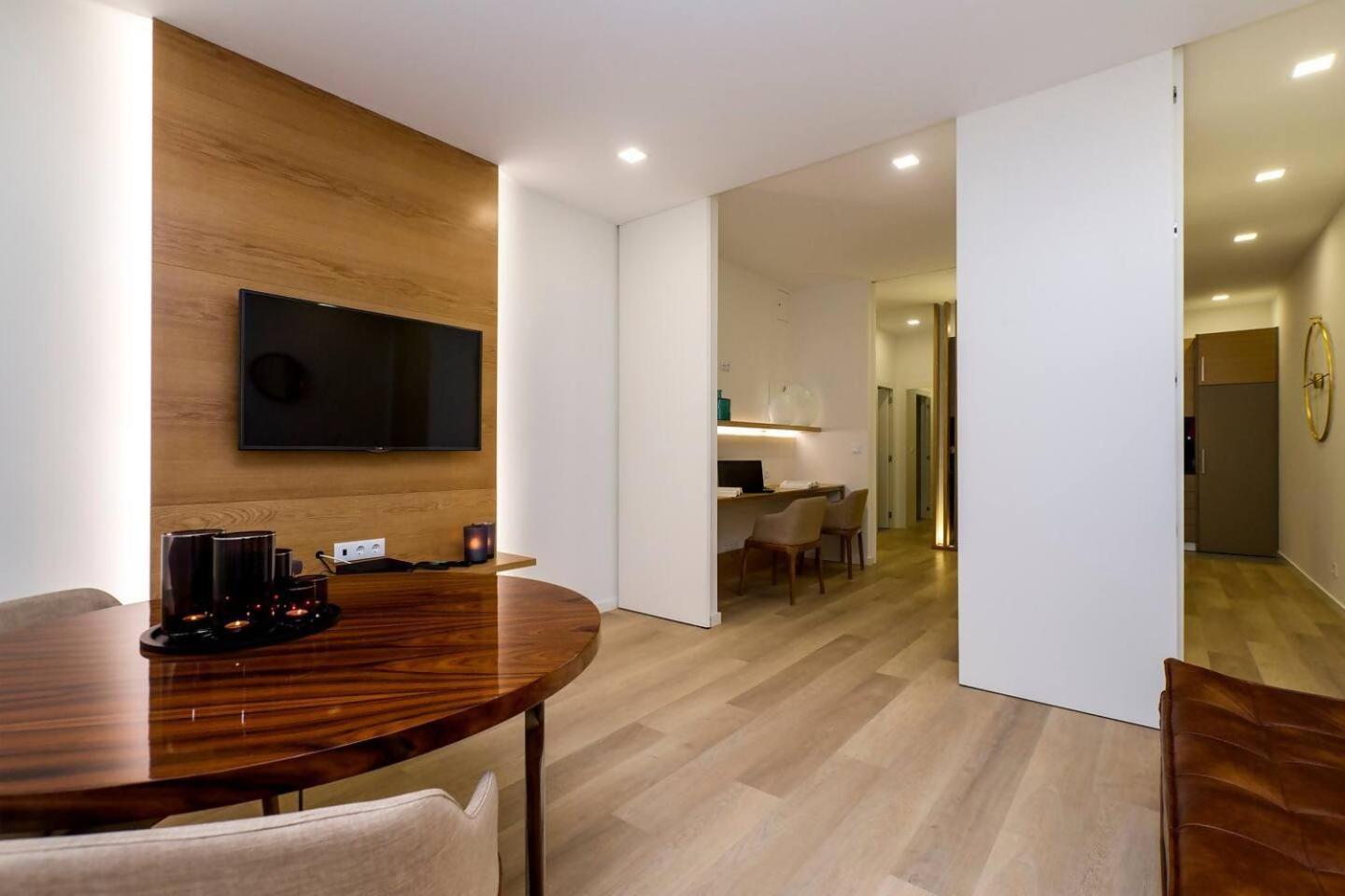 The Office Guest Apartment Guimaraes Ngoại thất bức ảnh