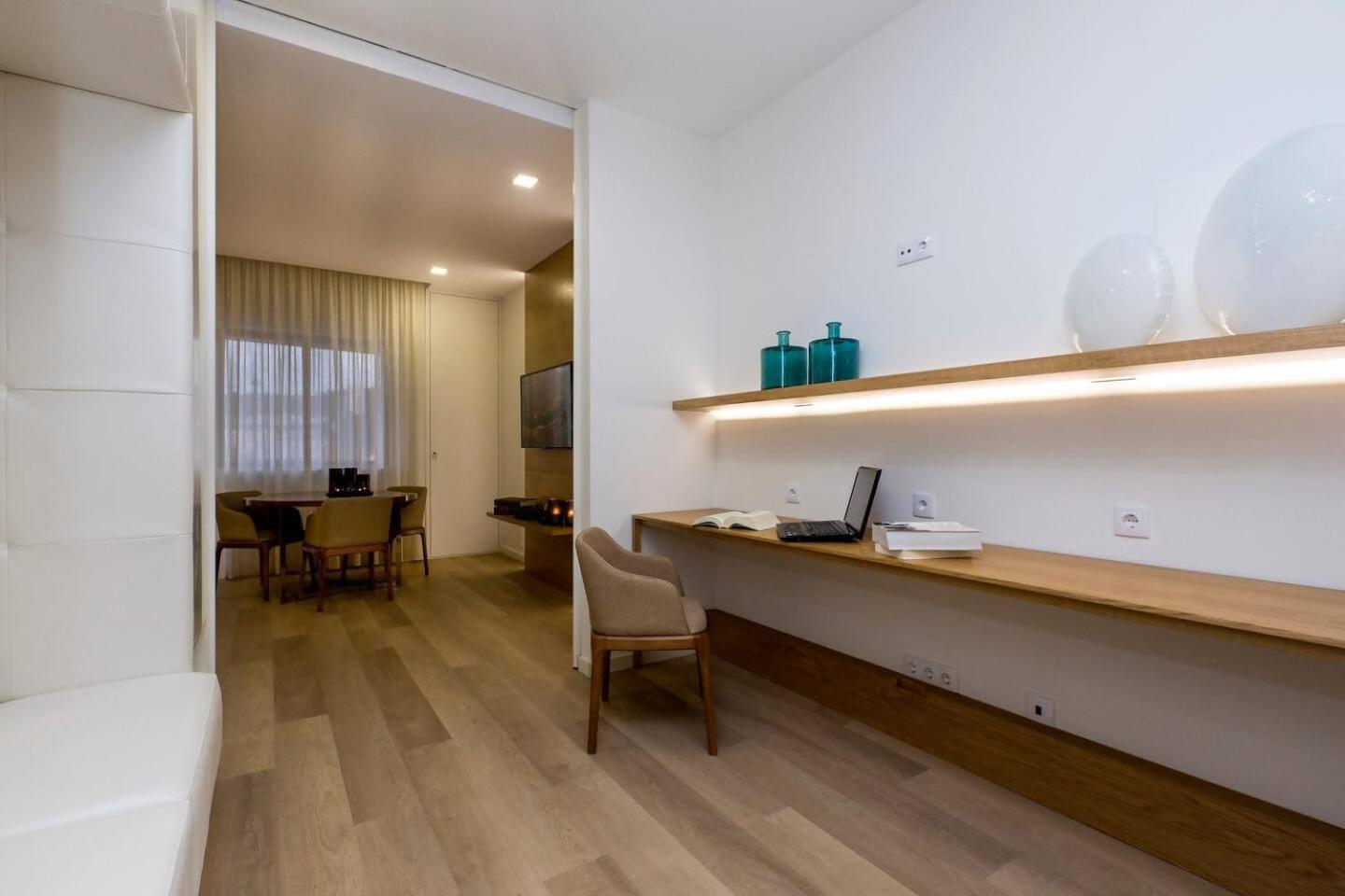 The Office Guest Apartment Guimaraes Ngoại thất bức ảnh